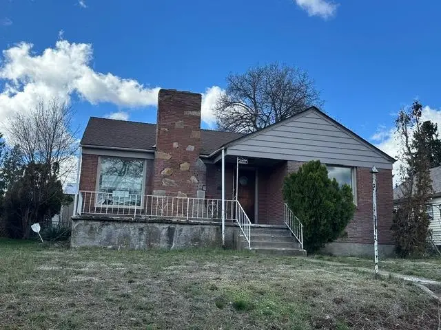4811 N Lincoln St, Spokane, WA 99205 - #1