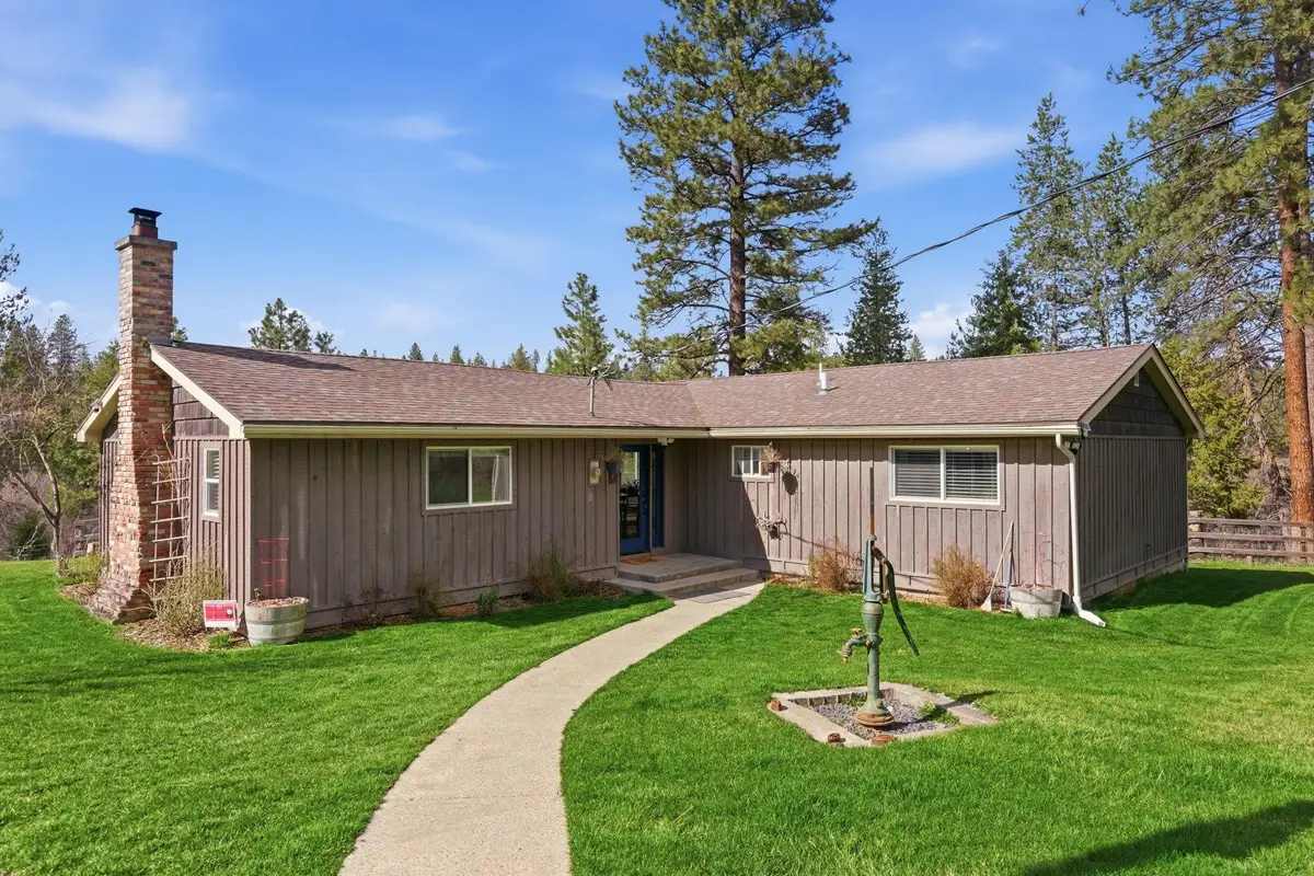 1020 W South Dragoon Dr, Colbert, WA 99005 - #1