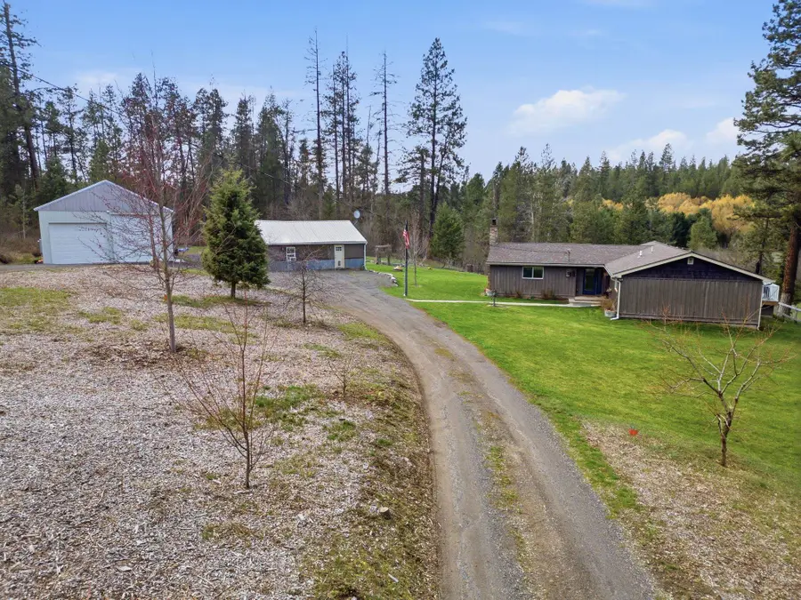 1020 W South Dragoon Dr, Colbert, WA 99005 - #2