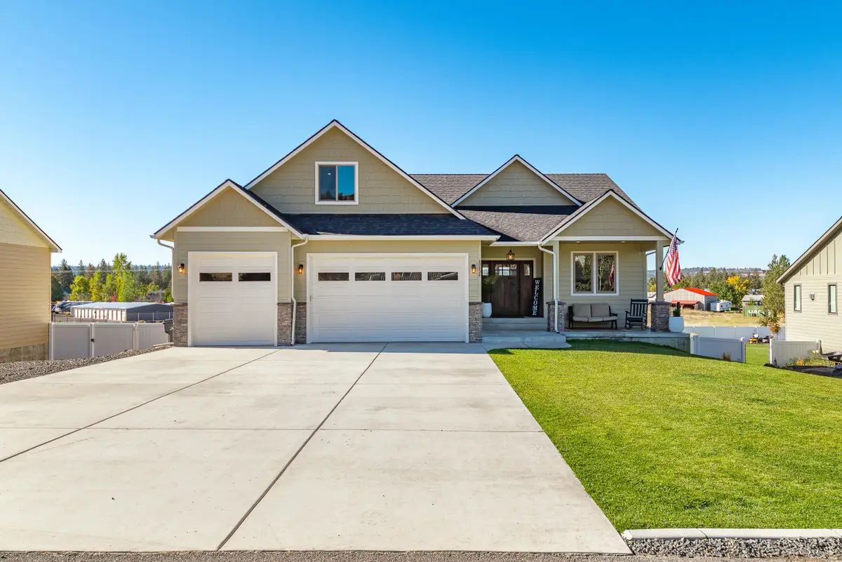 60829 Westview Dr, Nine Mile Falls, WA 99026 - #1