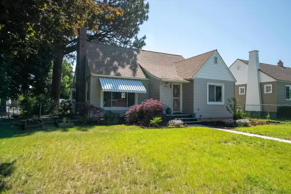 4828 N Wall St, Spokane, WA 99205