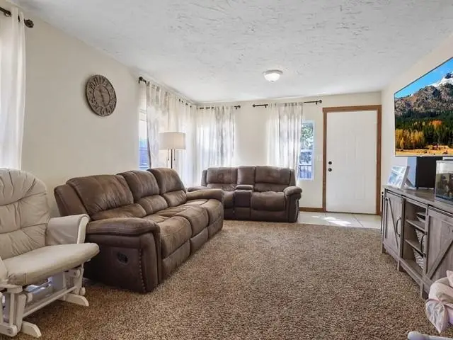 3421 E Grace Ave, Spokane, WA 99217 - #3