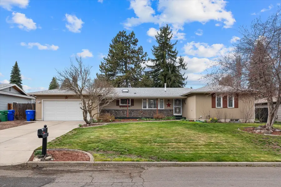 11813 N Normandie St, Spokane, WA 99218 - #2