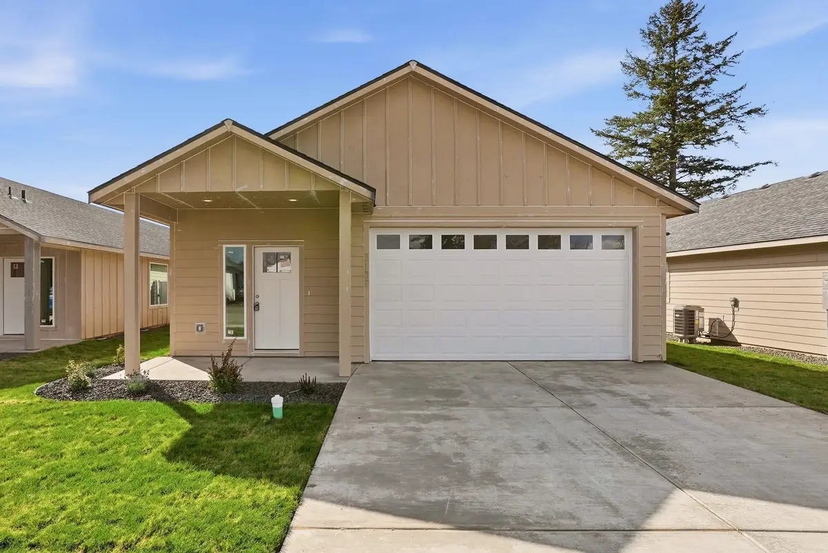 2107 N Sipple Rd, Spokane Valley, WA 99212 - #1