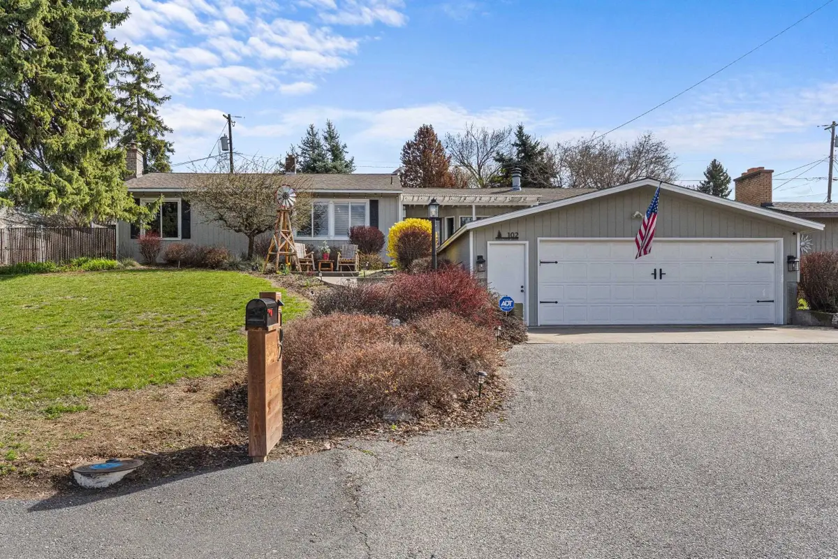 102 Crestview Dr, Colville, WA 99114 - #1