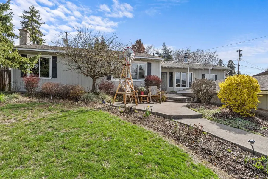 102 Crestview Dr, Colville, WA 99114 - #2