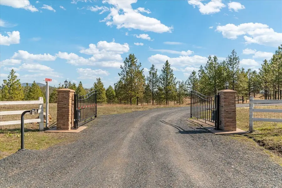 5205 Allen Rd, Springdale, WA 99173 - #3