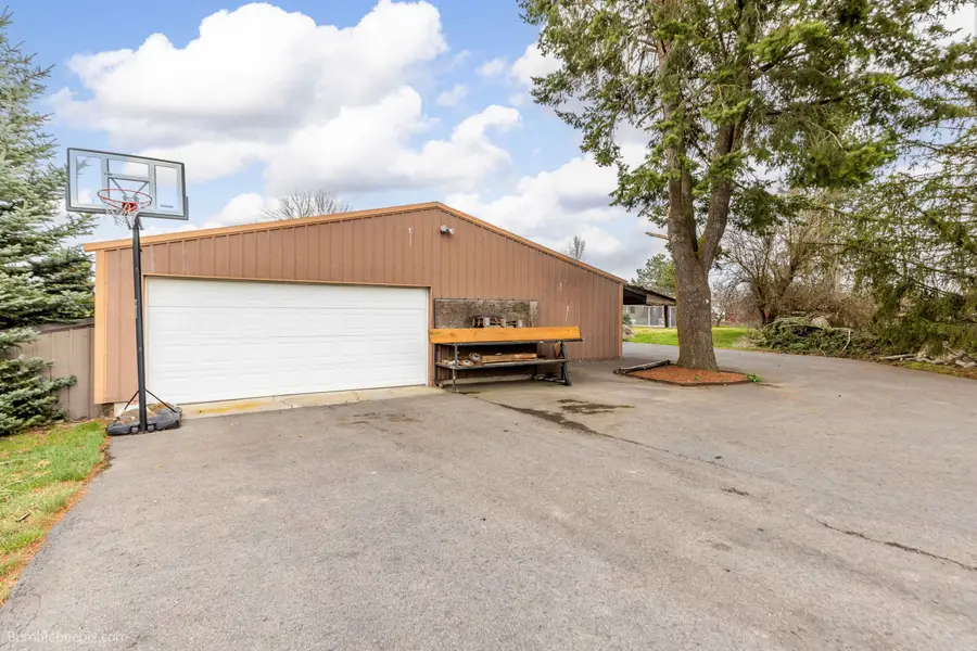 1600 8th St, Davenport, WA 99122 - #2