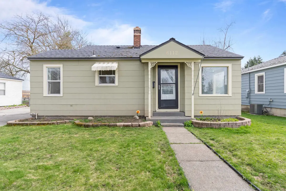 6112 N Lincoln St, Spokane, WA 99205 - #1