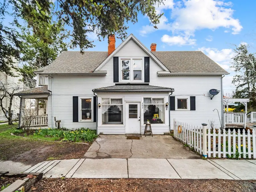 203 E Brewster St, Fairfield, WA 99012 - #3