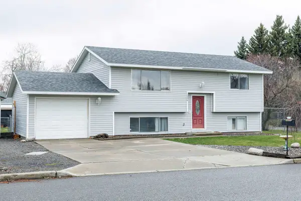 1206 S Best Rd, Veradale, WA 99037