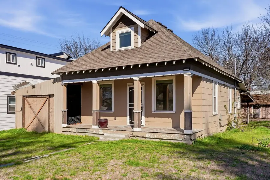 1314 W Cleveland Ave, Spokane, WA 99205 - #2