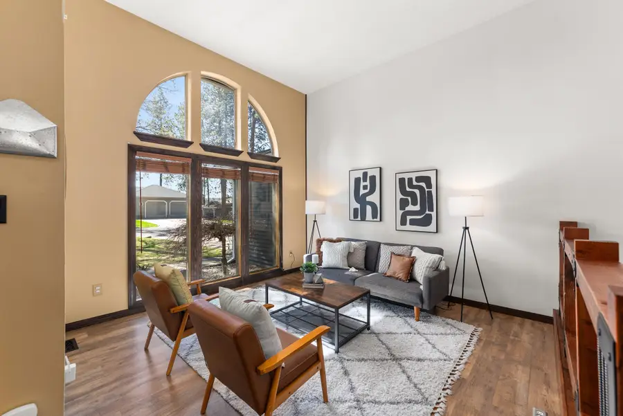 7204 W Kendick Ave, Nine Mile Falls, WA 99026 - #3