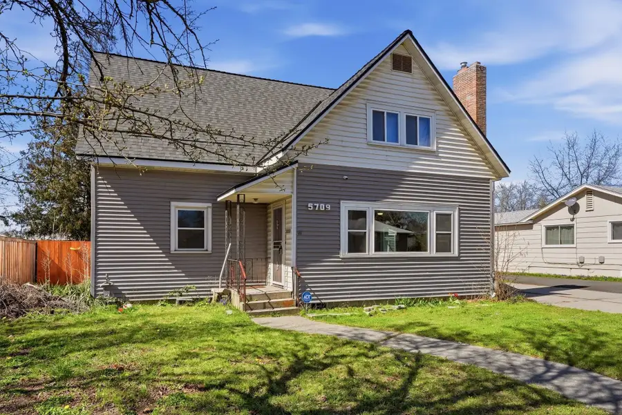 5709 N Belt St, Spokane, WA 99205 - #3