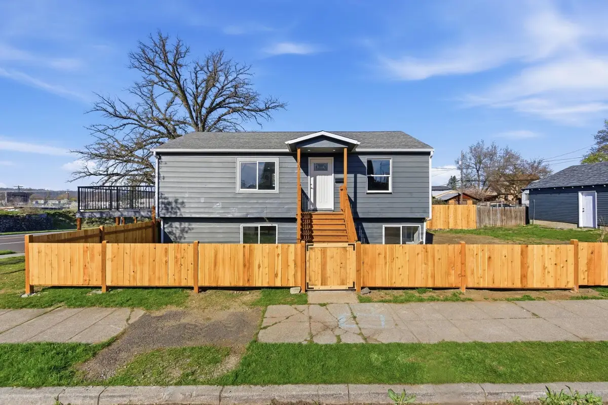 1511 N Walnut St, Spokane, WA 99201 - #1