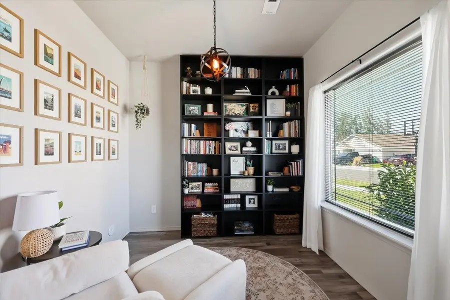 8802 N N Cannon St, Spokane, WA 99208 - #3