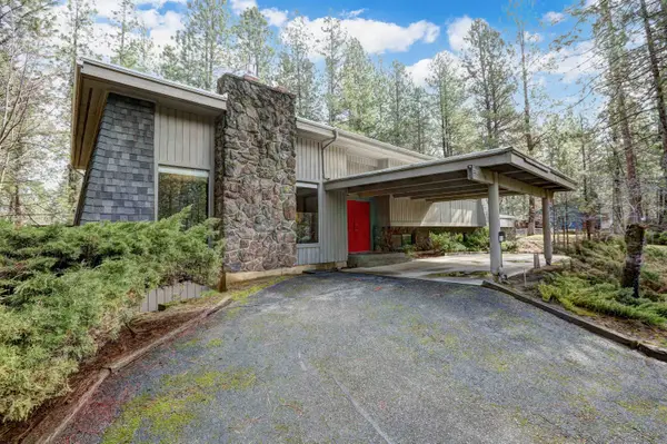 10511 E Cimmaron Dr, Spokane Valley, WA 99206