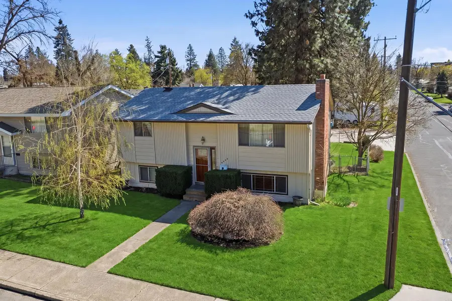 3433 W. Wellesley Ave Ave, Spokane, WA 99205 - #3