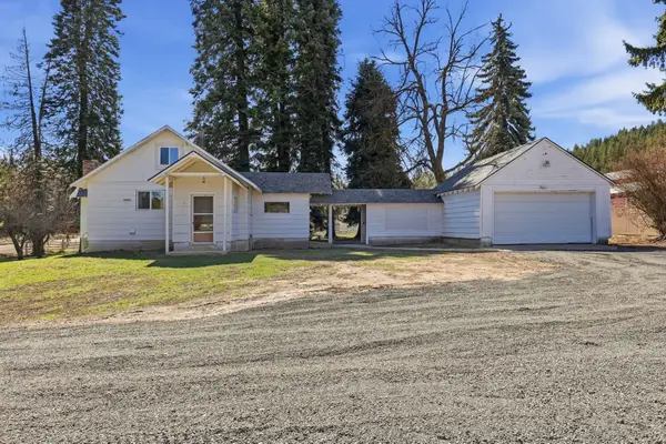 4853 N Sherman Rd, Deer Park, WA 99006