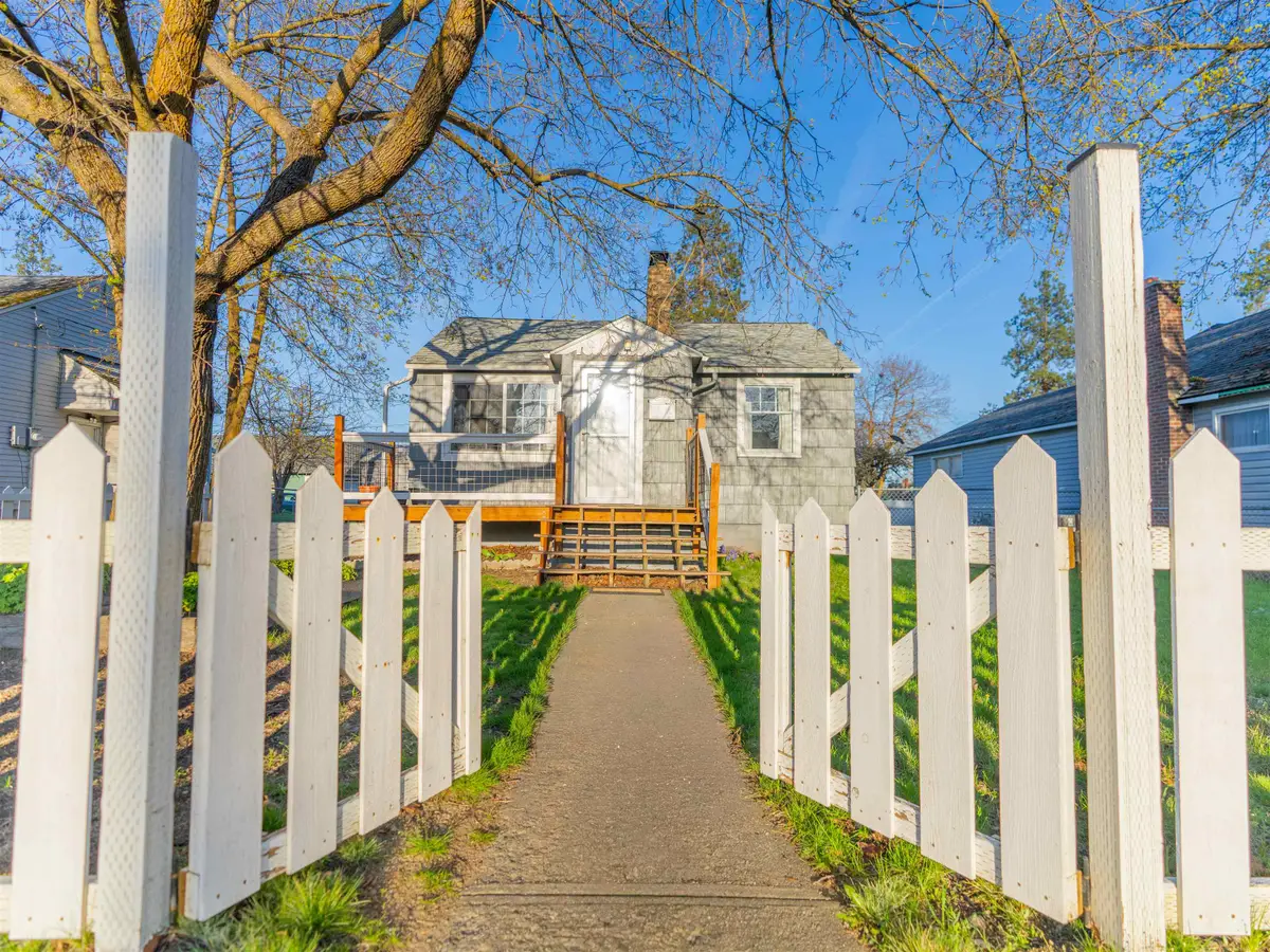 3614 N Madison St, Spokane, WA 99205 - #1