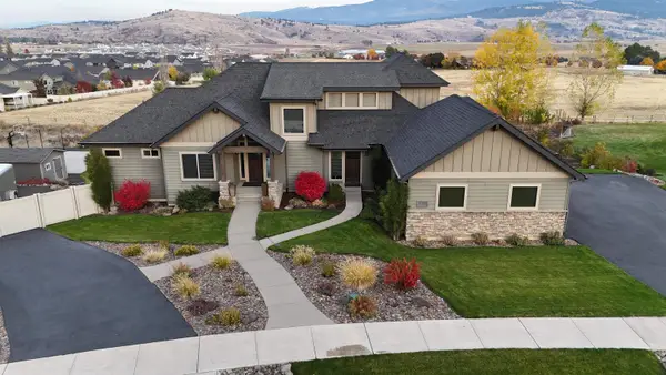 18211 E Memory Ln, Greenacres, WA 99016