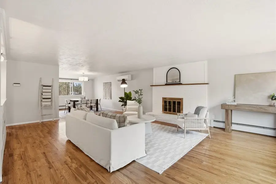 10324 N College Cir, Spokane, WA 99218 - #2