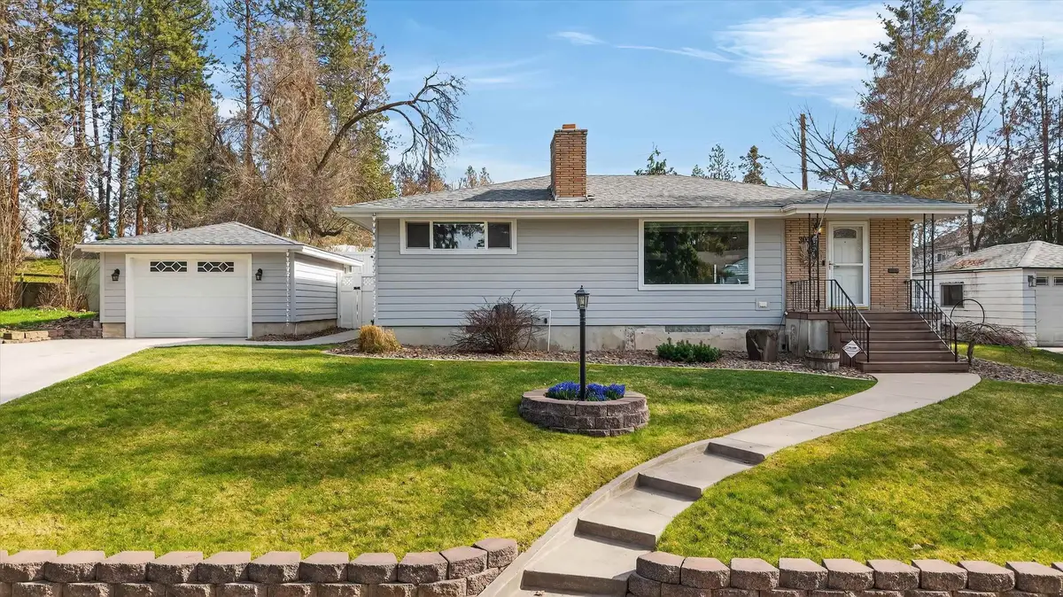 3033 W Litchfield Pl, Spokane, WA 99205 - #1
