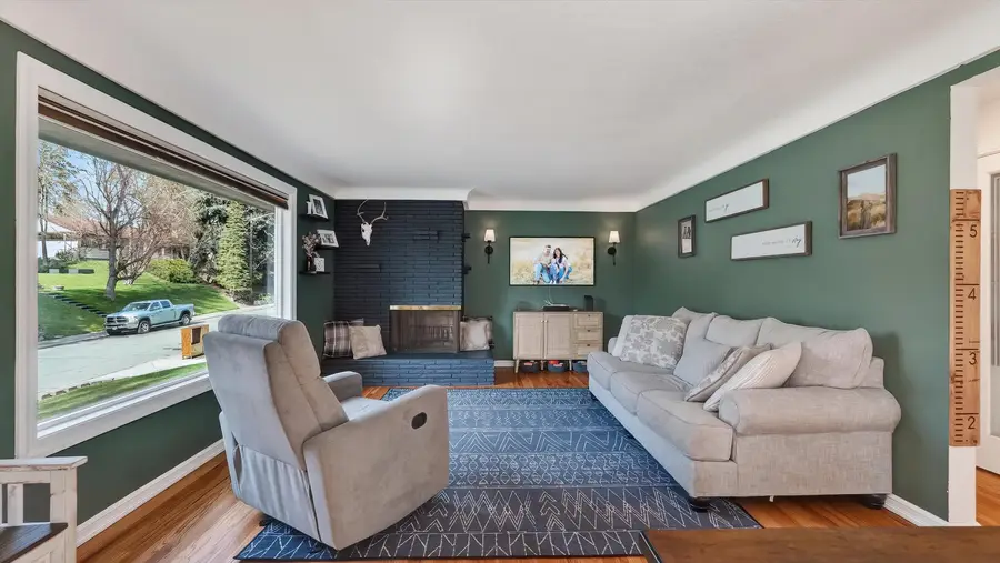 3033 W Litchfield Pl, Spokane, WA 99205 - #3