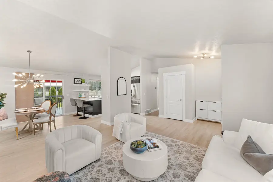 7104 N Deschutes Dr, Spokane, WA 99208 - #3