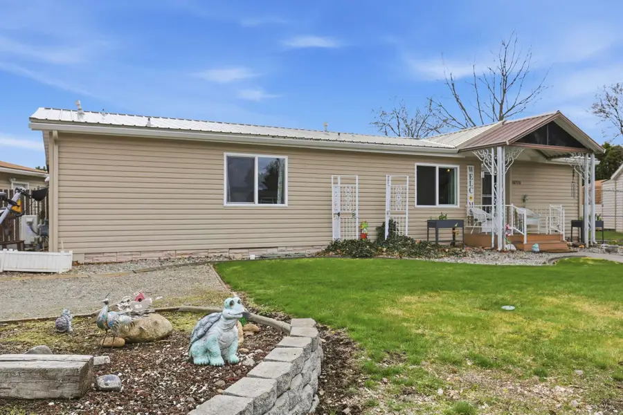 18720 E Fairview Ct, Spokane Valley, WA 99027 - #2