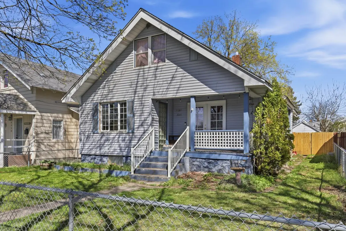 2216 W Dean Ave, Spokane, WA 99201 - #1