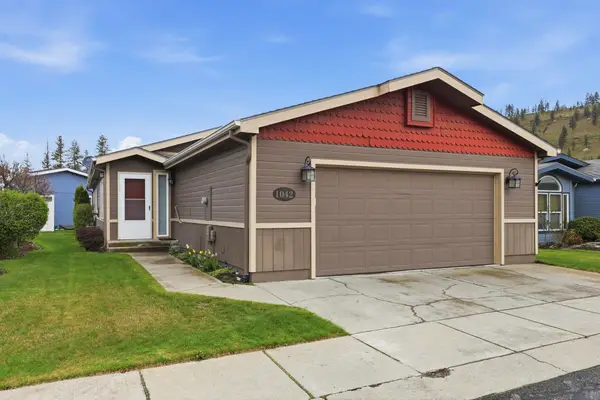 1042 W Sunny Creek Cir, Spokane, WA 99224