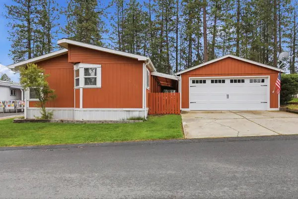14820 N Chesapeake Ln, Mead, WA 99021