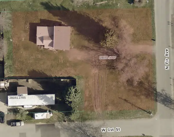 107 N Fir St, Deer Park, WA 99006