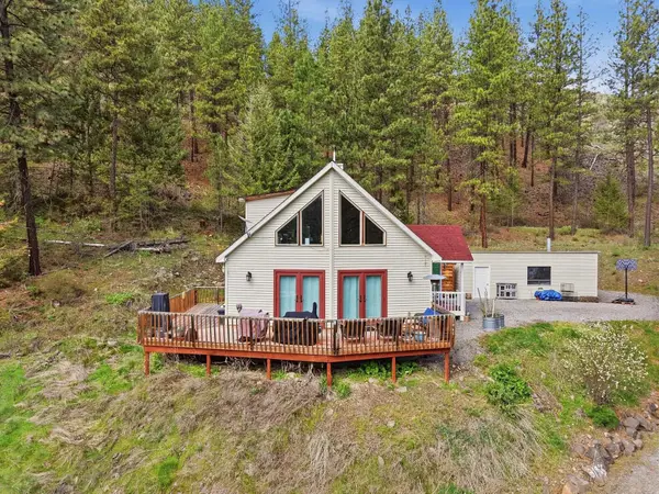 31965 N Hawk Creek Ranch Rd, Davenport, WA 99122