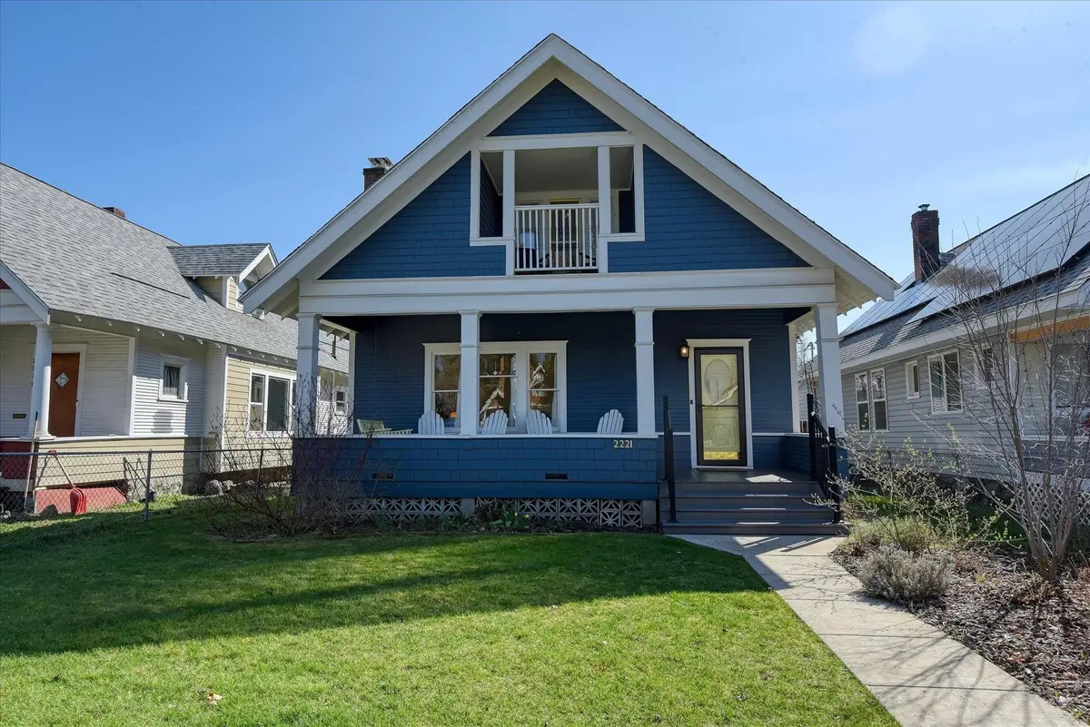 2221 W Mission Ave, Spokane, WA 99201 - #1