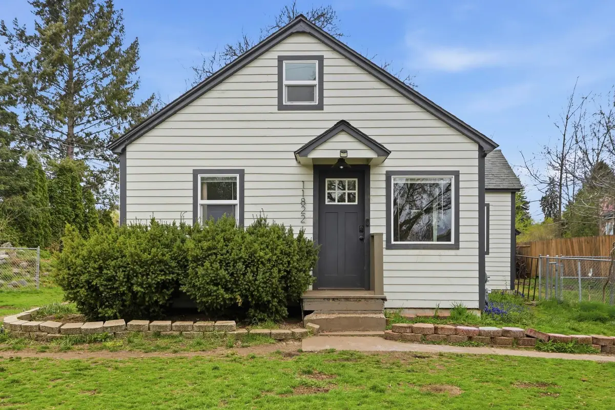 11822 E 6th Ave, Spokane Valley, WA 99206 - #1