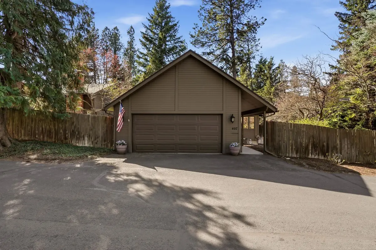 407 W 29th Ave, Spokane, WA 99203 - #1