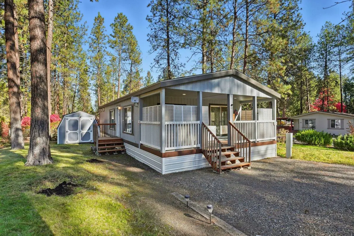 8900 S Mullen Hill Rd, Spokane, WA 99224 - #1