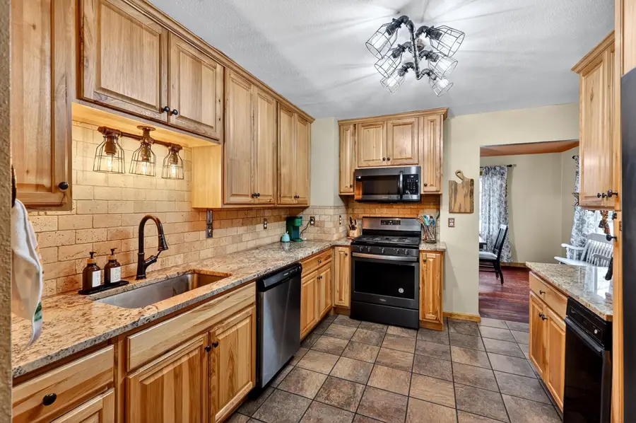 928 W 1st St, Newport, WA 99156 - #2