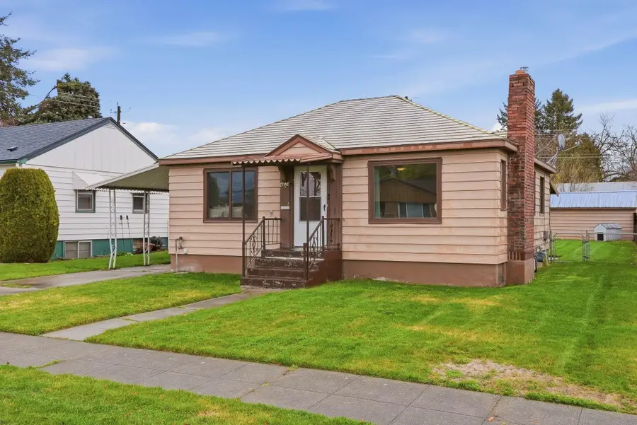 4824 N Adams St, Spokane, WA 99205 - #2