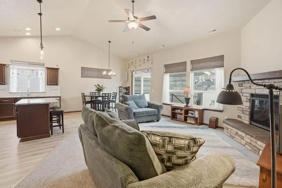 2718 W Parkway Ave, Spokane, WA 99208 - #2