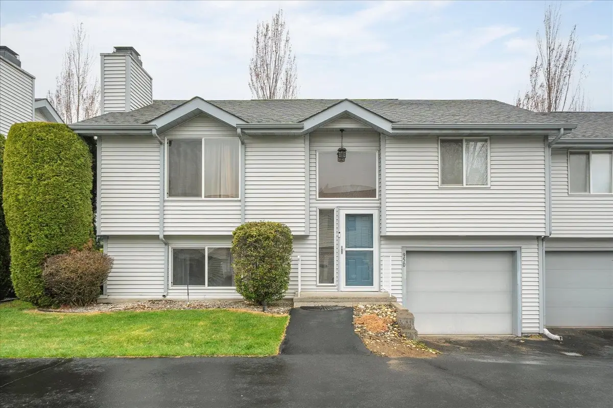 950 E Calkins Dr, Spokane, WA 99208 - #1