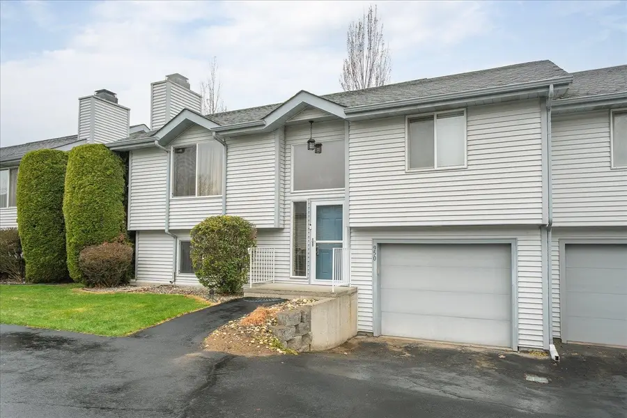 950 E Calkins Dr, Spokane, WA 99208 - #2