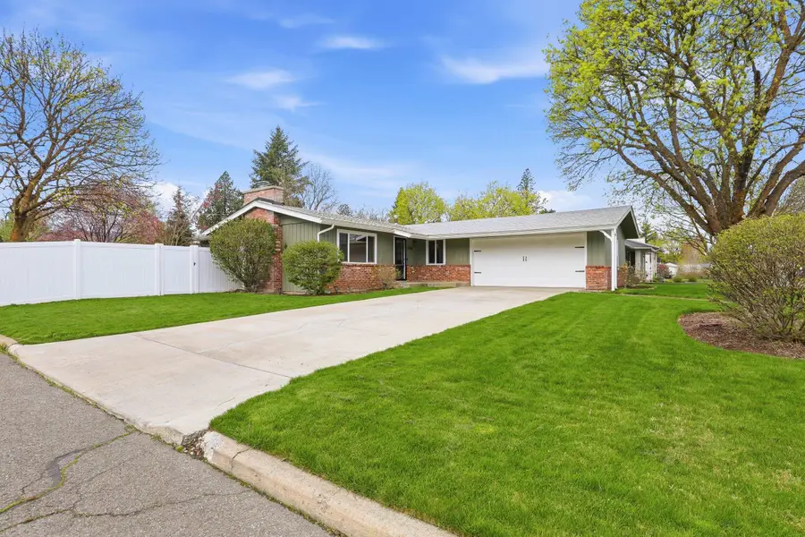 11910 E 26th Ave, Spokane Valley, WA 99206 - #3