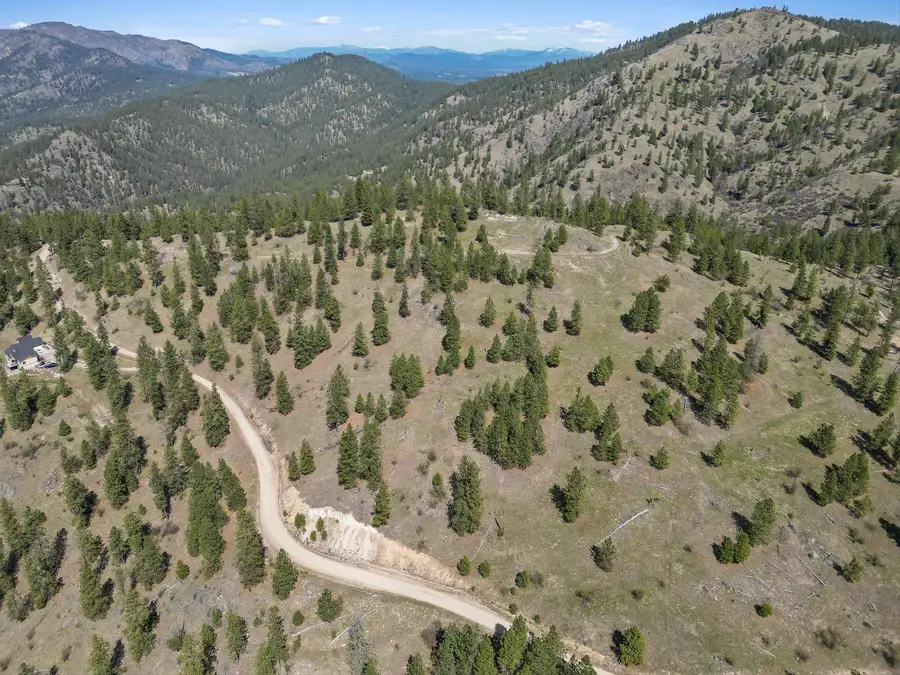 6700 Saddle Mountain Way, Nine Mile Falls, WA 99026 - #2