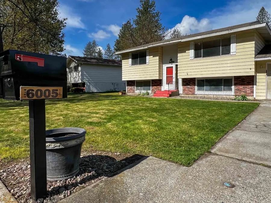 6005 N Oxford Dr, Spokane, WA 99208 - #2