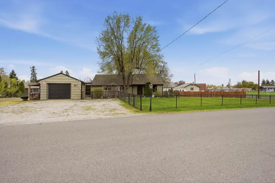 7712 E Utah Ave, Spokane Valley, WA 99212 - #2