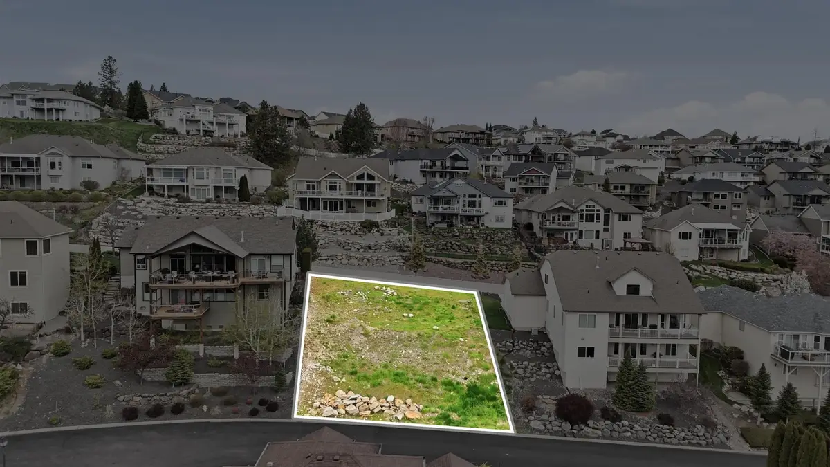 8703 E Blue Fox Ln, Spokane Valley, WA 99212 - #1