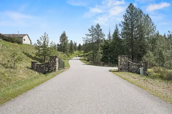 N Rockspring Ln, Mead, WA 99021